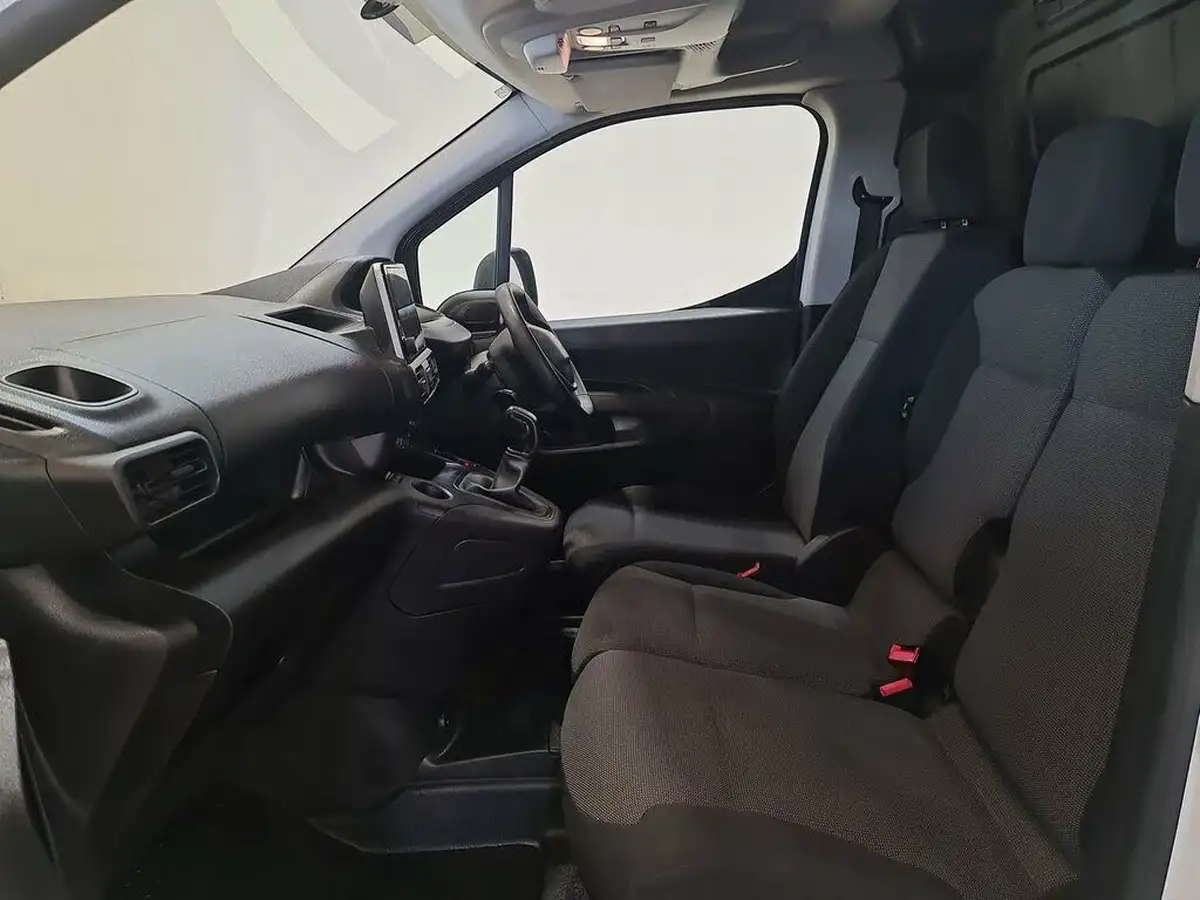 2019-peugeot-partner-15-bluehdi-650-professional-75ps-eu6dt-refrigerated-big-15
