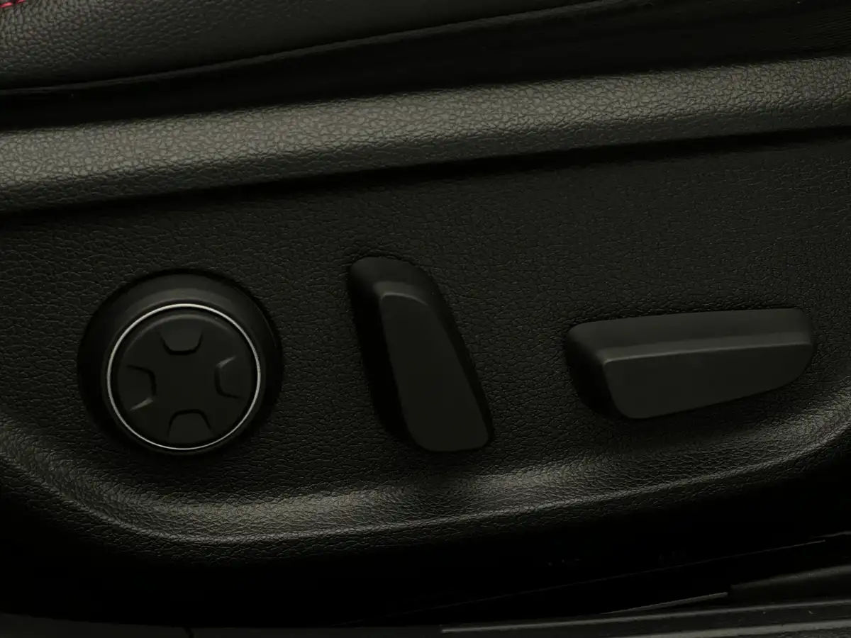 2022-genesis-g70-20-t-sport-line-shooting-brake-5d-big-21