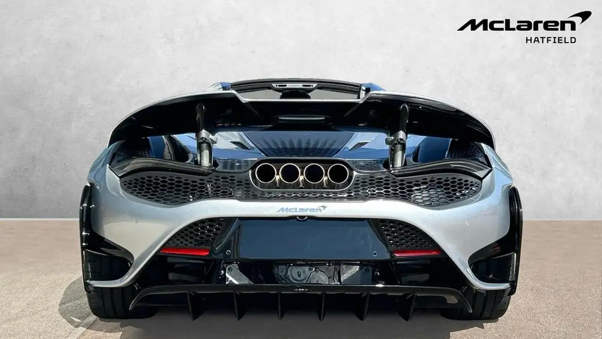 2022-mclaren-765lt-40-spider-big-5