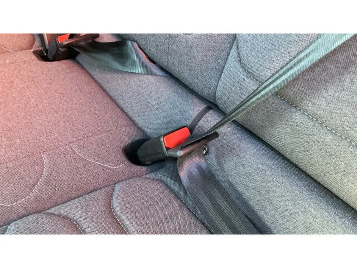 2023-citroen-c4-12-puretech-c-series-edition-big-16