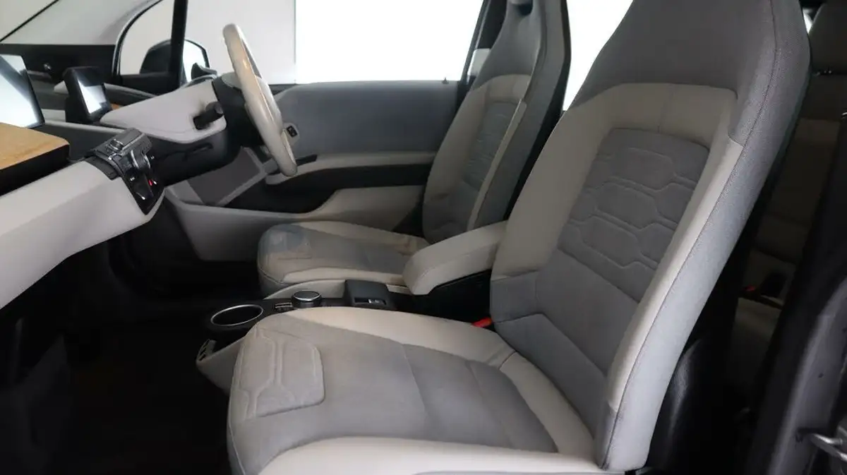 2017-bmw-i3-e-94-ah-extended-range-big-14