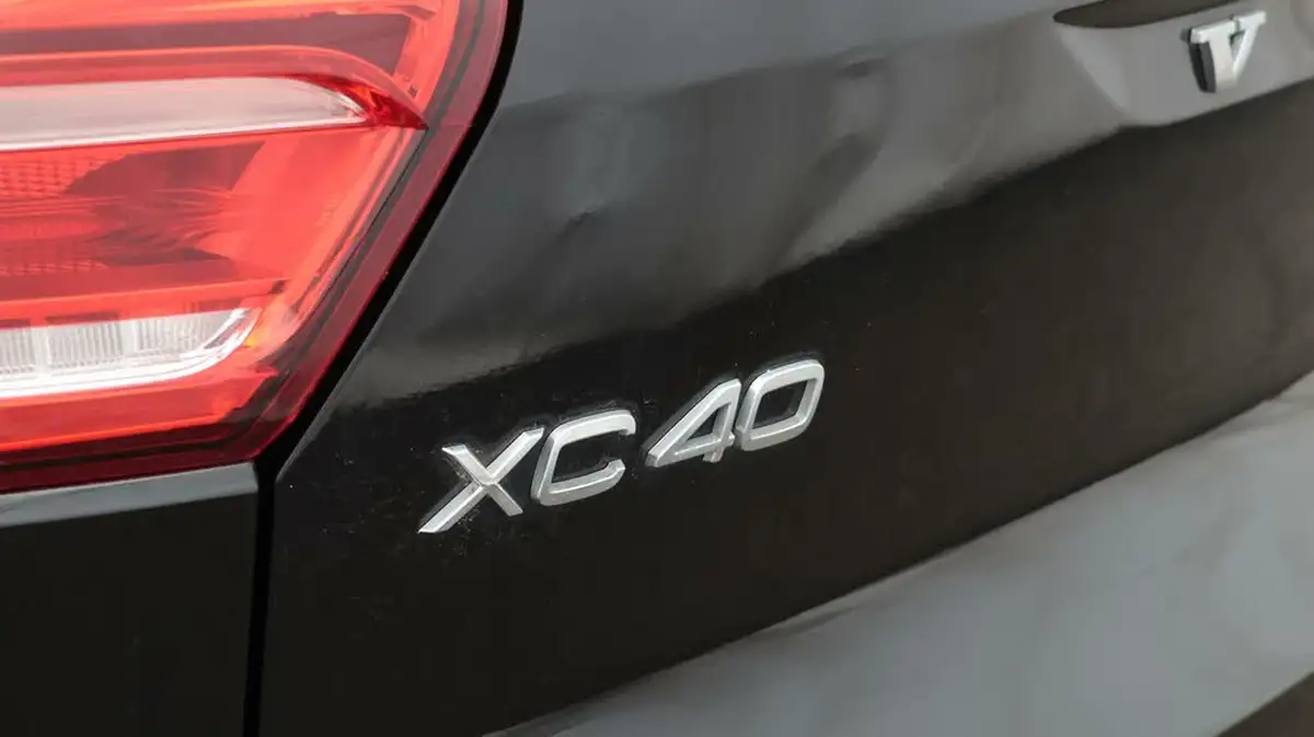 2021-volvo-xc40-15-t3-inscription-pro-163bhp-geartronic-big-20