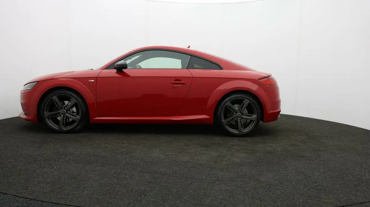 2017-audi-tt-coupe-20-tfsi-black-edition-s-tronic-big-4