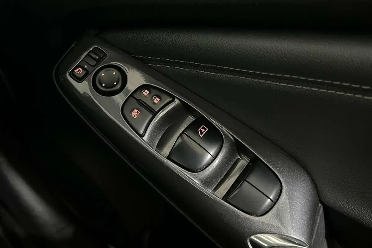 2022-nissan-juke-10-dig-t-n-connecta-big-34