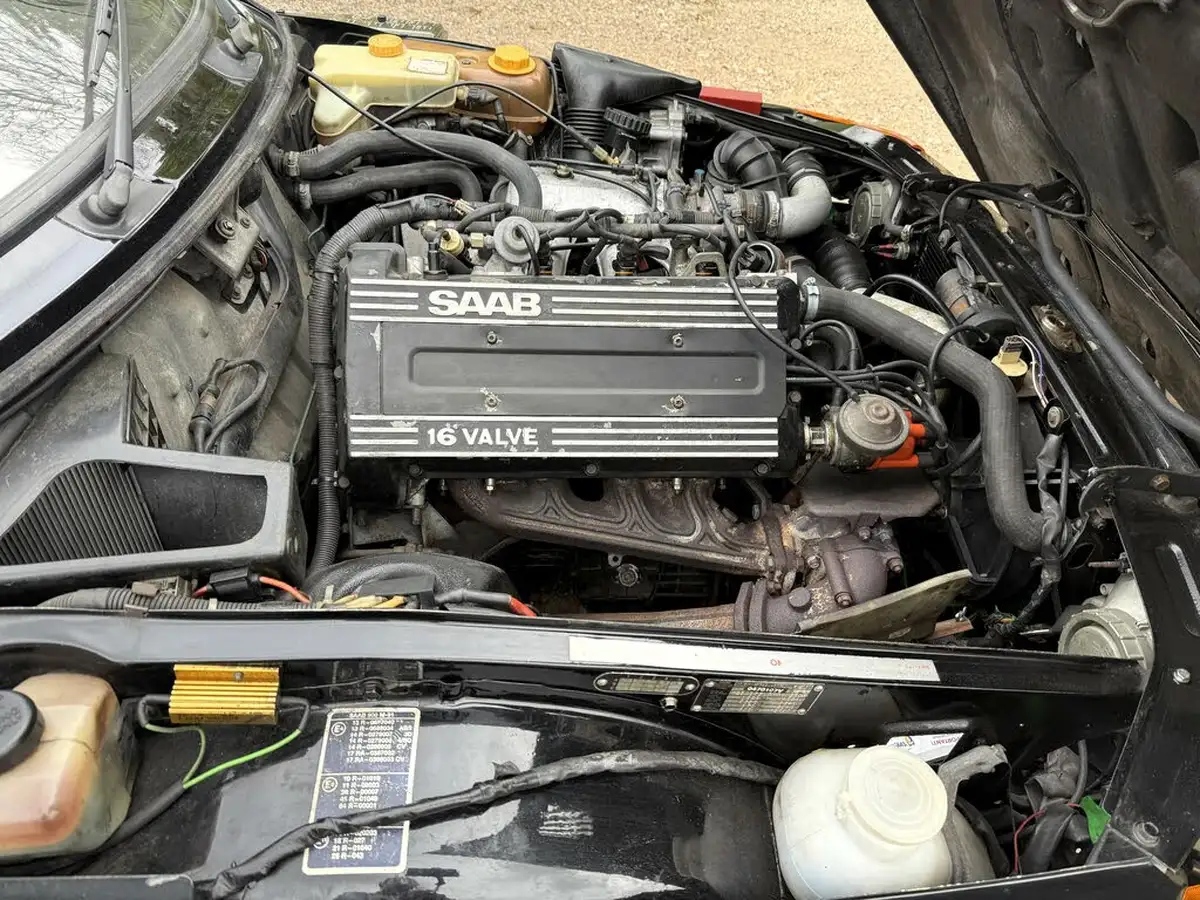 1991-saab-900-big-48