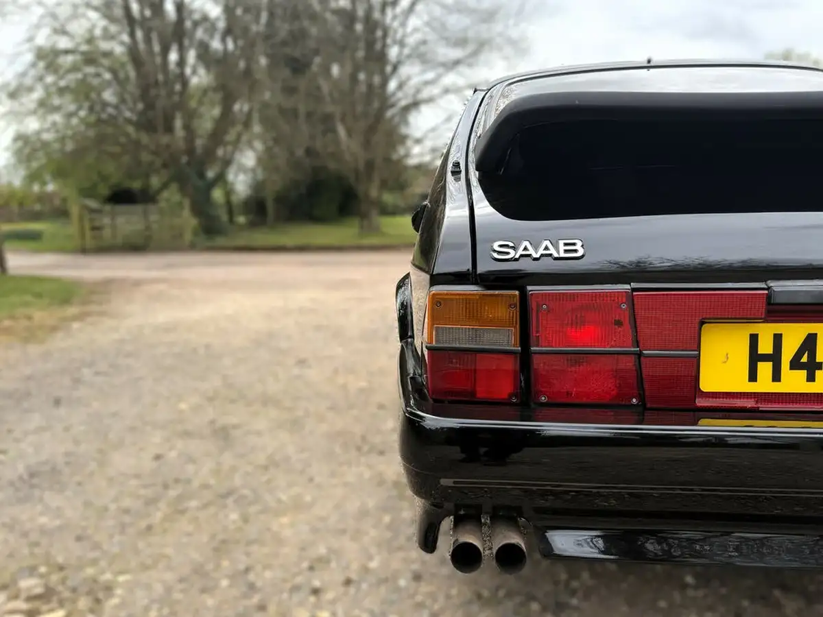 1991-saab-900-big-72