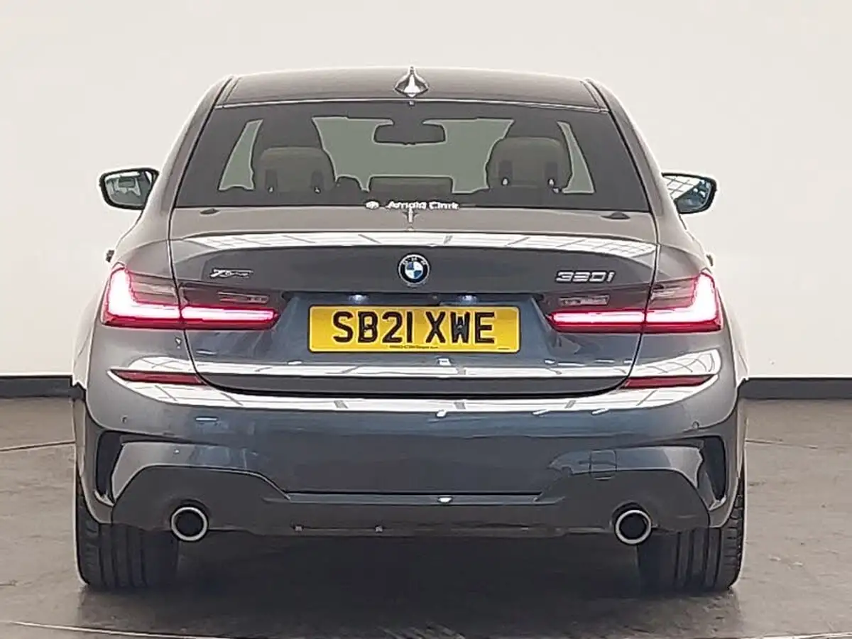 2021-bmw-3-series-20-320i-xdrive-m-sport-big-14