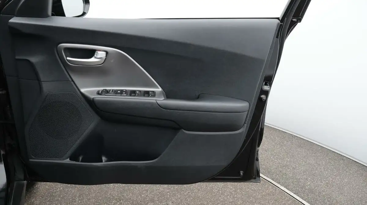 2022-kia-e-niro-ev-2-64-big-15
