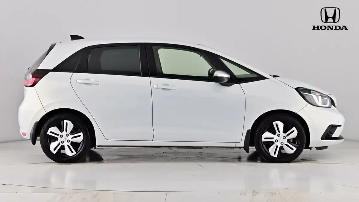 2023-honda-jazz-15-i-mmd-ex-107ps-big-2