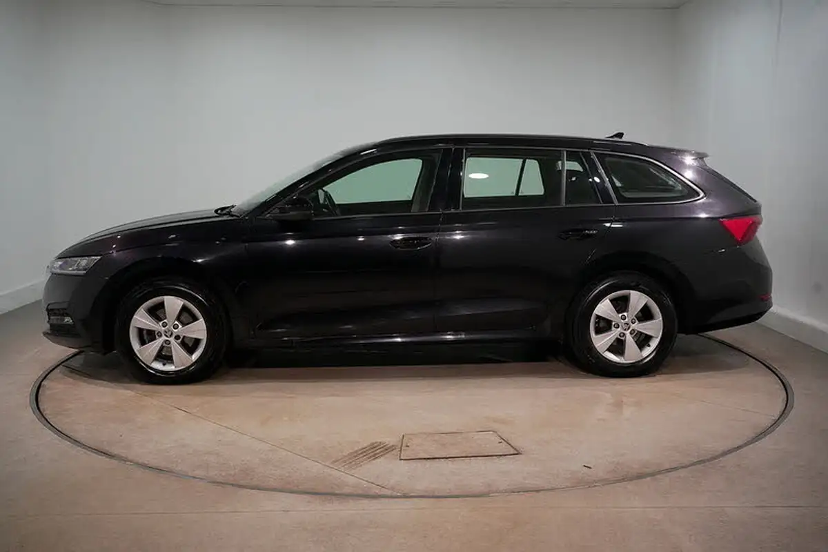 2020-skoda-octavia-15-tsi-se-technology-act-estate-big-4