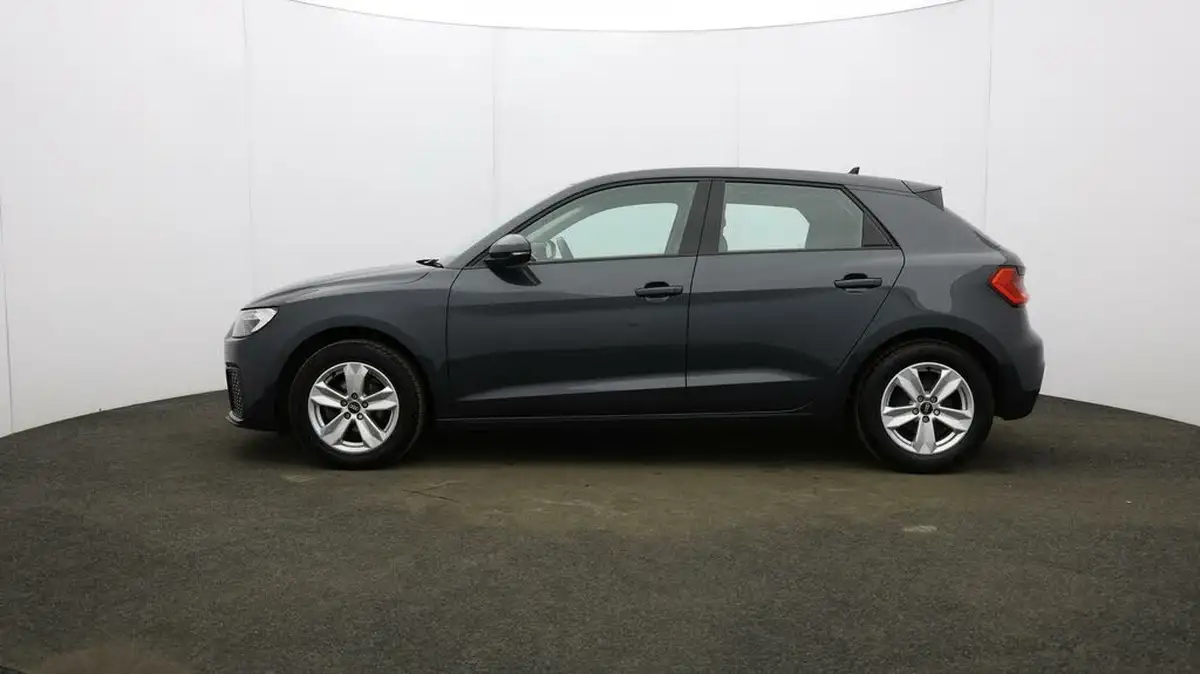 2021-audi-a1-10-25-tfsi-technik-big-3