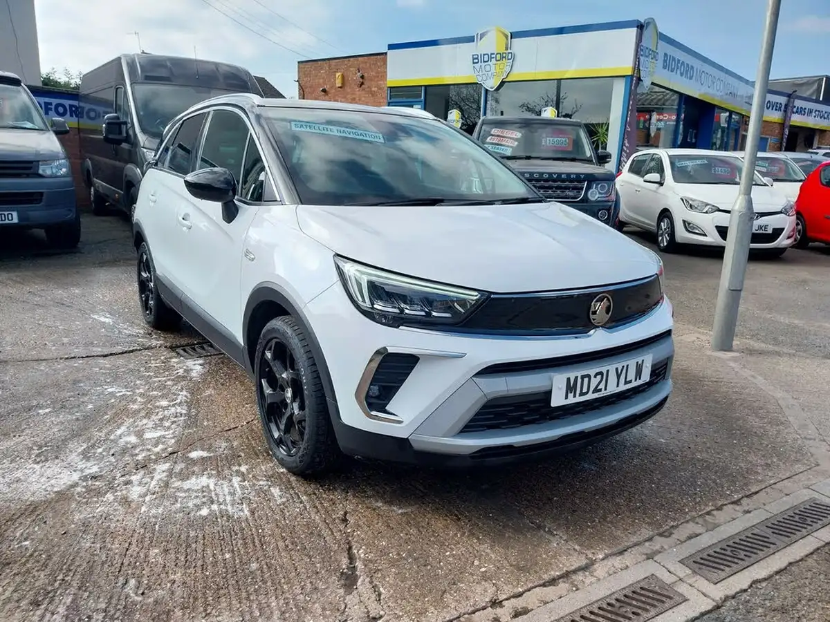 2021-vauxhall-crossland-12-sri-nav-130ps-big-1