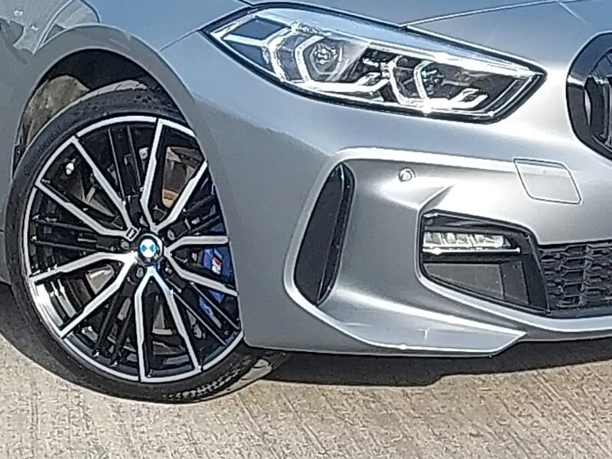 2024-bmw-1-series-15-118i-m-sport-lcp-big-8