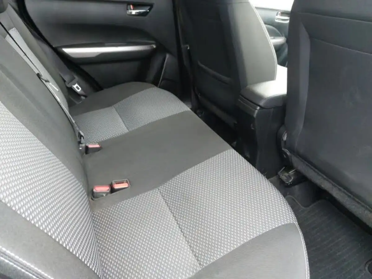 2023-suzuki-vitara-14-boosterjet-sz-t-big-12