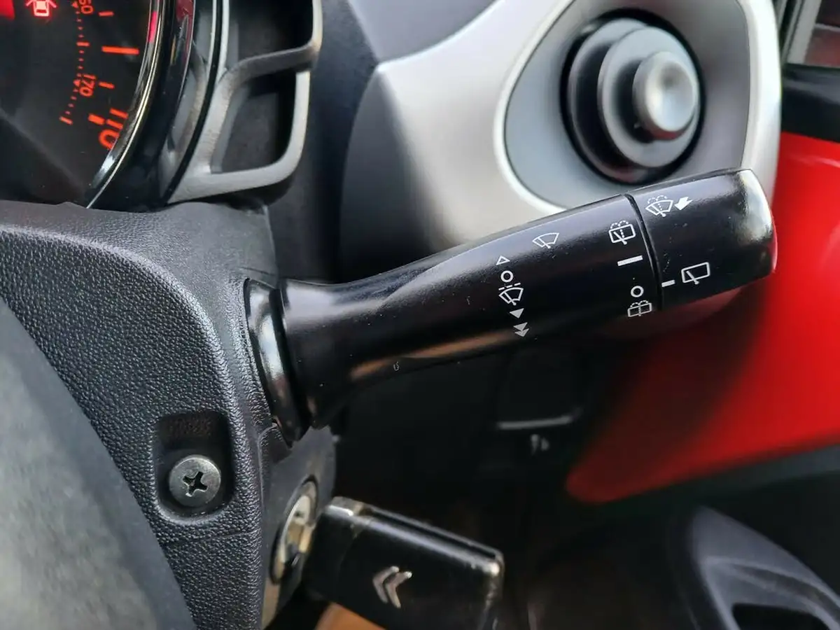 2016-citroen-c1-12-puretech-feel-82ps-5d-big-15