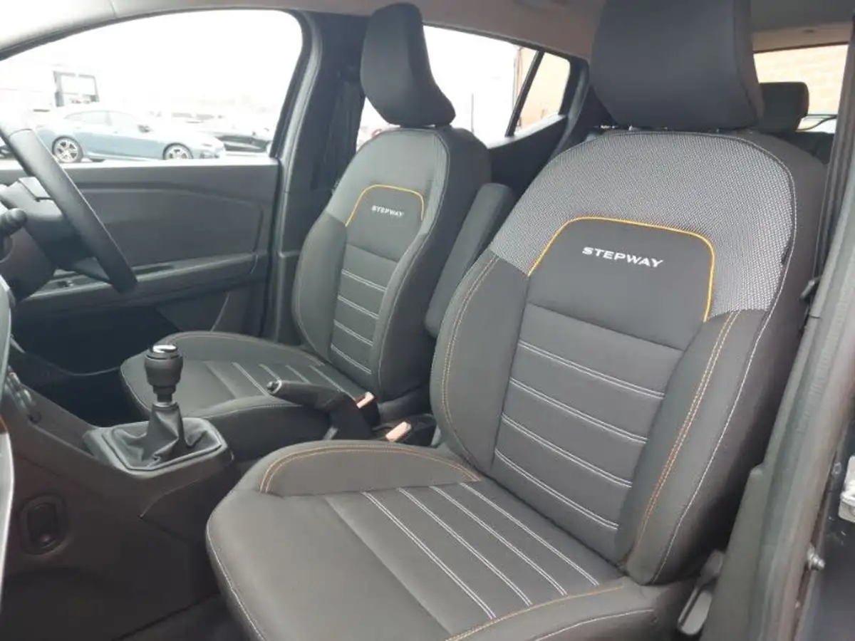 2021-dacia-sandero-stepway-10-tce-essential-90bhp-big-11