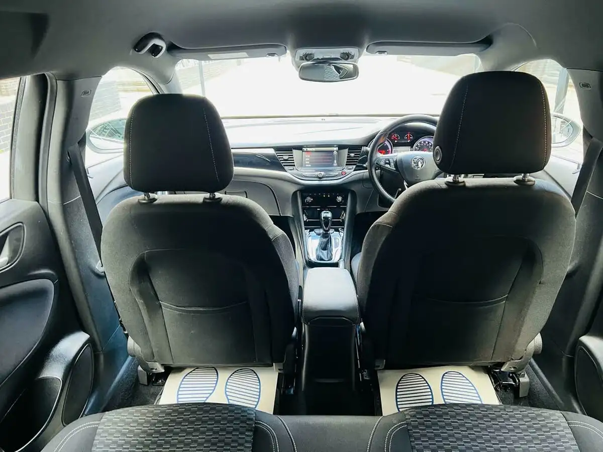 2016-vauxhall-astra-16cdti-sri-136ps-sport-tourer-auto-big-18