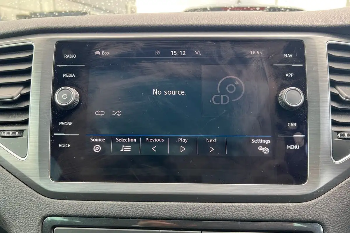 2019-volkswagen-golf-sv-15-tsi-match-130ps-ss-big-15