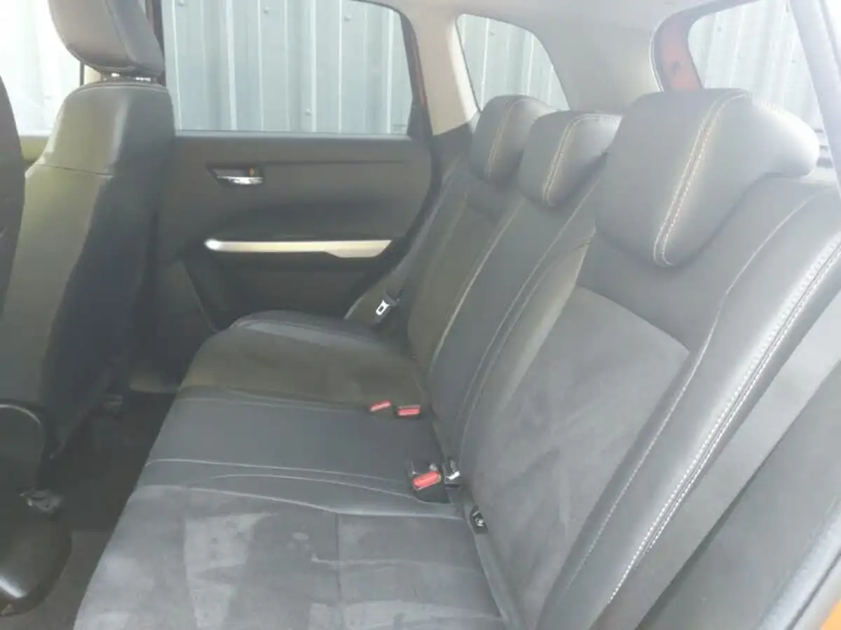 2016-suzuki-vitara-16-sz5-allgrip-auto-big-5
