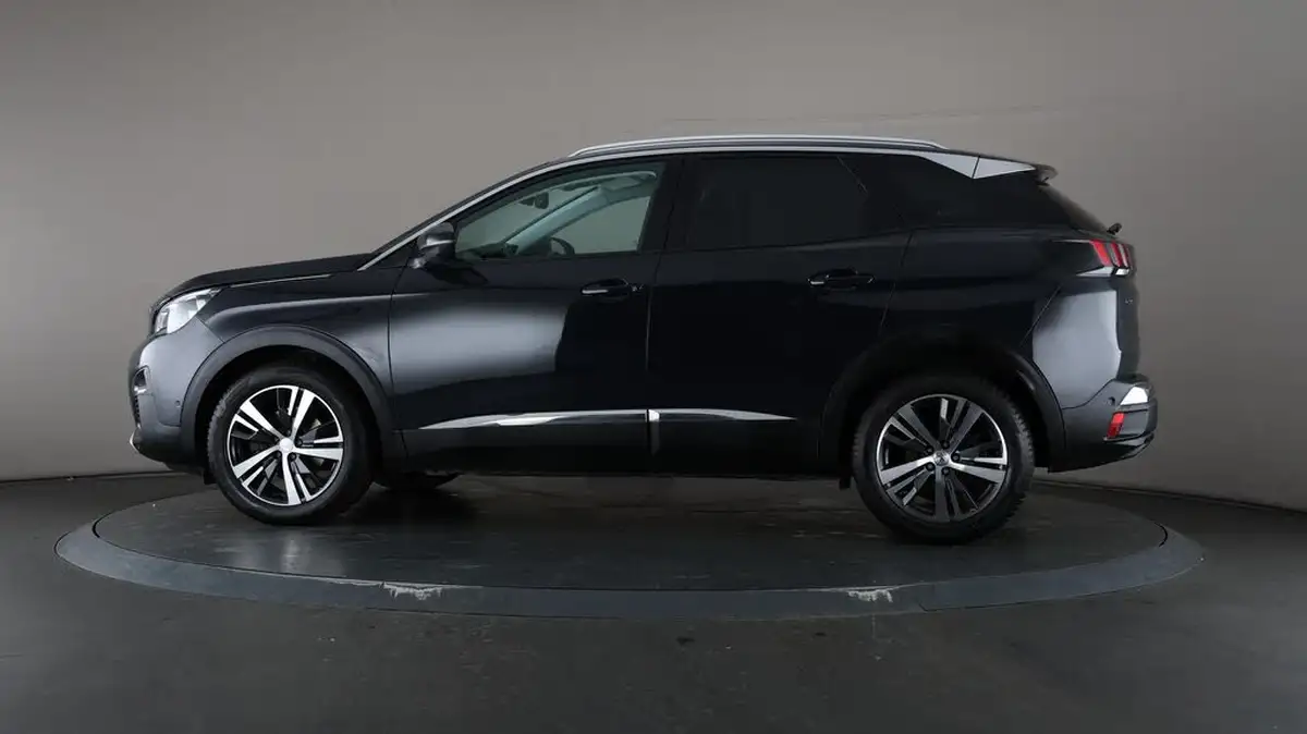 2020-peugeot-3008-suv-12-puretech-allure-big-36
