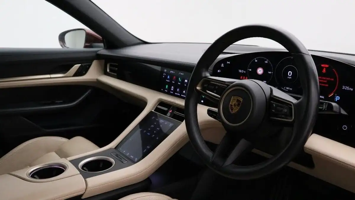 2021-porsche-taycan-e-4s-571ps-performance-battery-plus-big-5