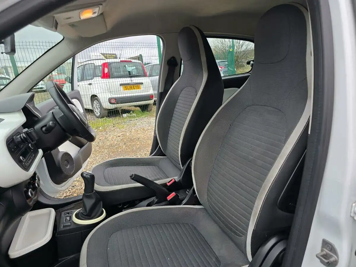2016-renault-twingo-10-sce-dynamique-big-36