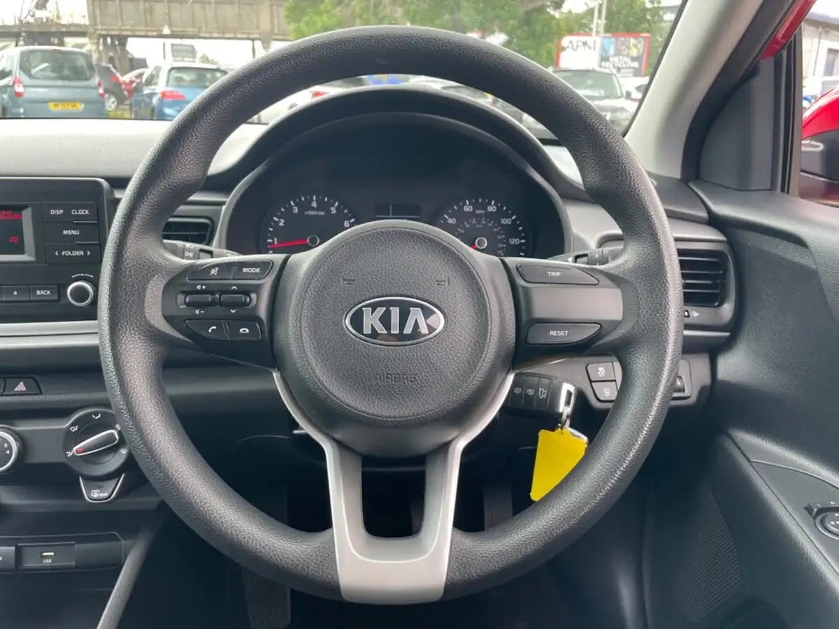 2021-kia-rio-12-dpi-1-big-18