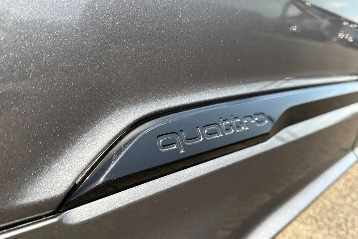 2025-audi-q7-30-45-tdi-black-edition-big-28