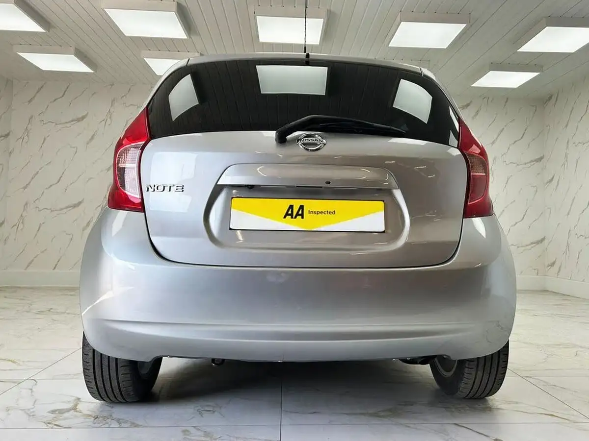 2014-nissan-note-12-tekna-big-8
