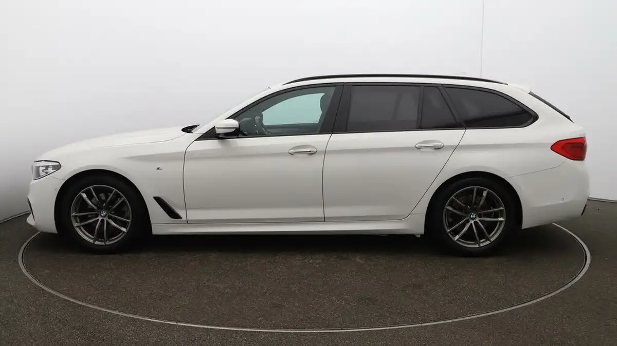 2017-bmw-5-series-20td-520d-m-sport-touring-5d-big-58