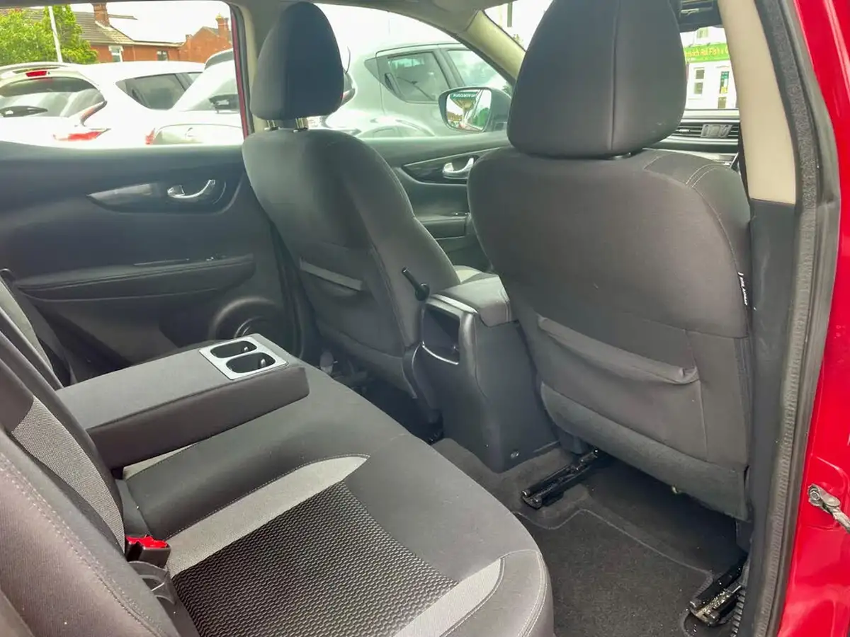 2018-nissan-qashqai-12-dig-t-acenta-big-42