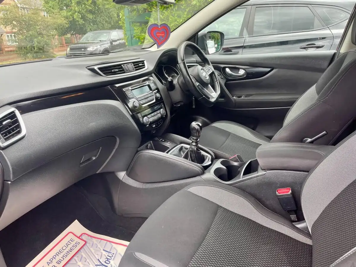 2018-nissan-qashqai-12-dig-t-acenta-big-66