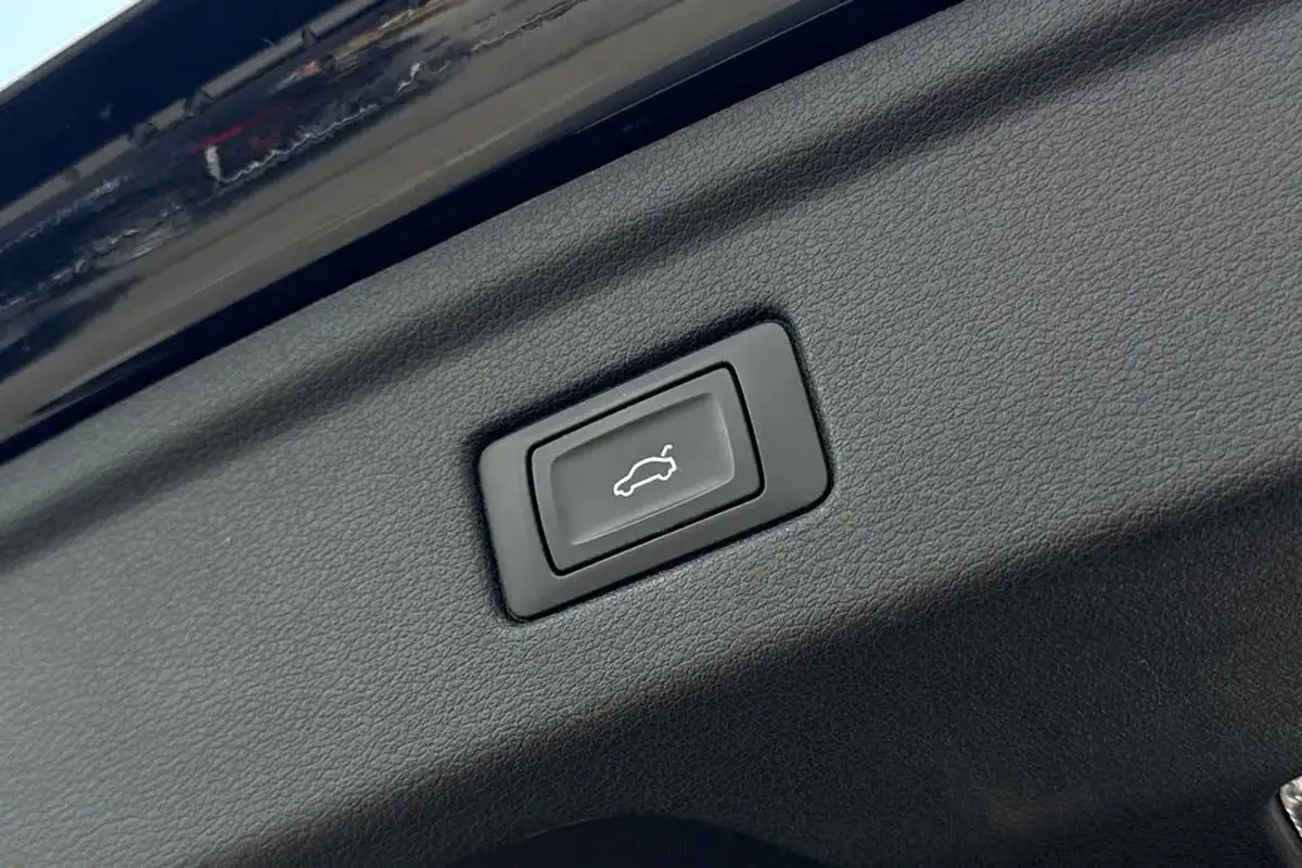 2021-audi-a5-20-35-tdi-s-line-sportback-5d-big-27