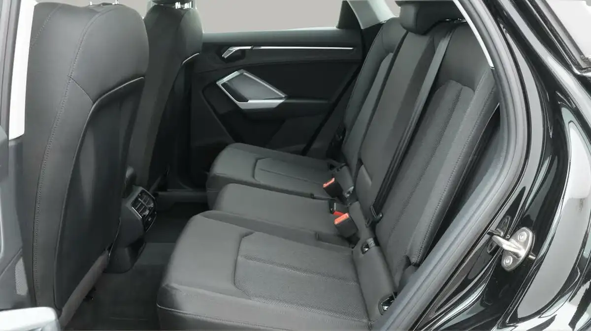2021-audi-q3-15-35-tfsi-cod-sportback-s-tronic-big-16