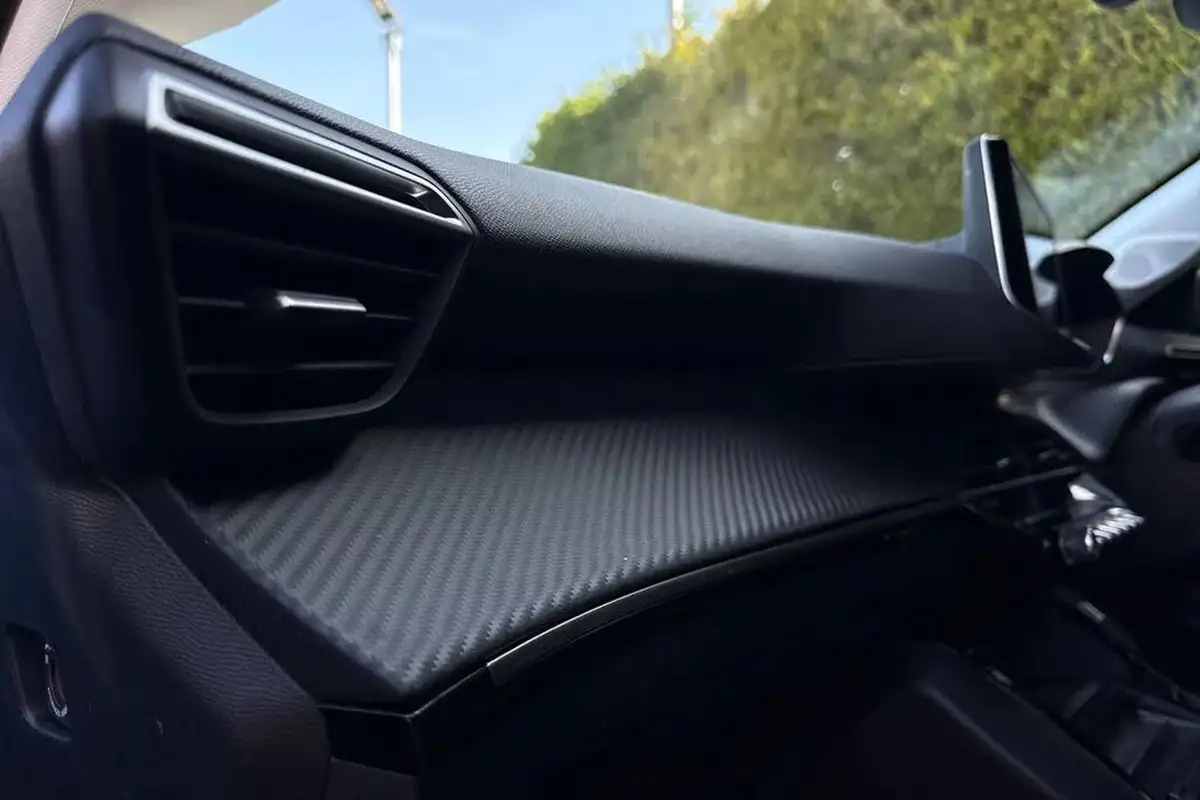 2024-peugeot-208-12-puretech-allure-big-30