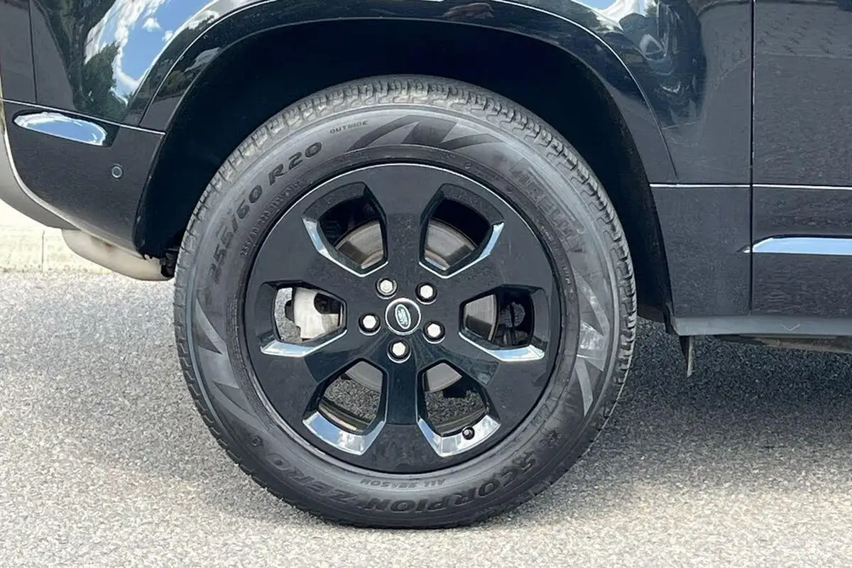 2021-land-rover-90-defender-30-d250-x-dynamic-se-big-15
