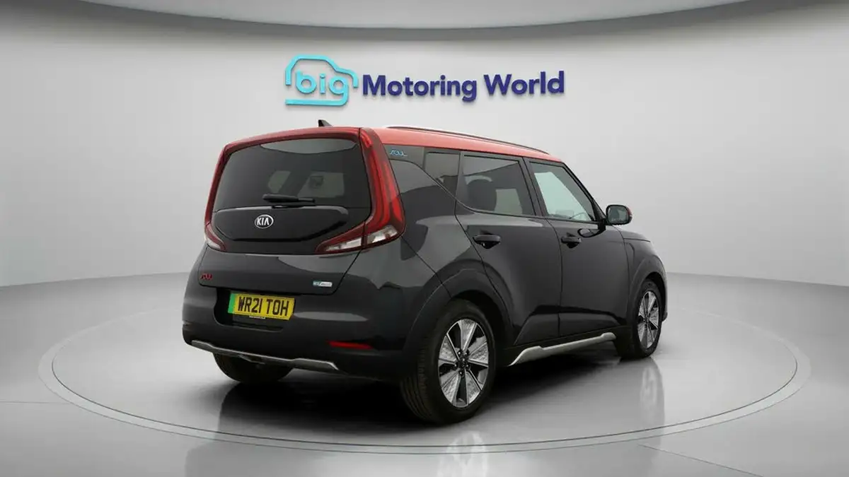 2021-kia-soul-ev-first-edition-big-7