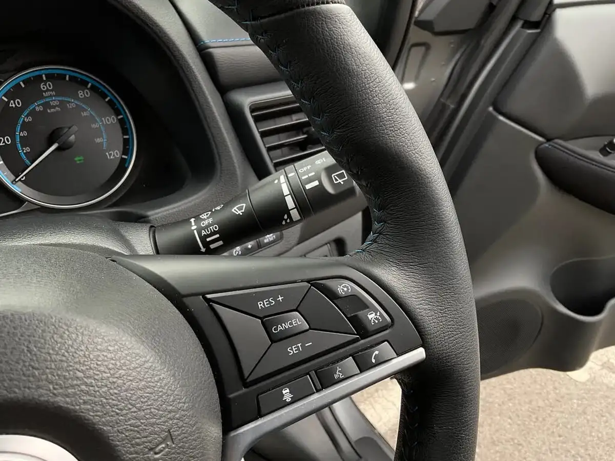 2024-nissan-leaf-e-n-connecta-39kwh-big-28