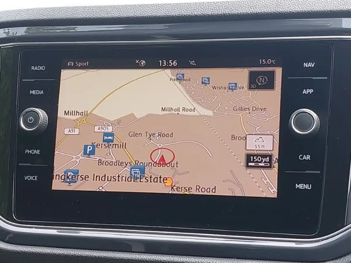 2019-volkswagen-t-roc-16tdi-sel-big-15