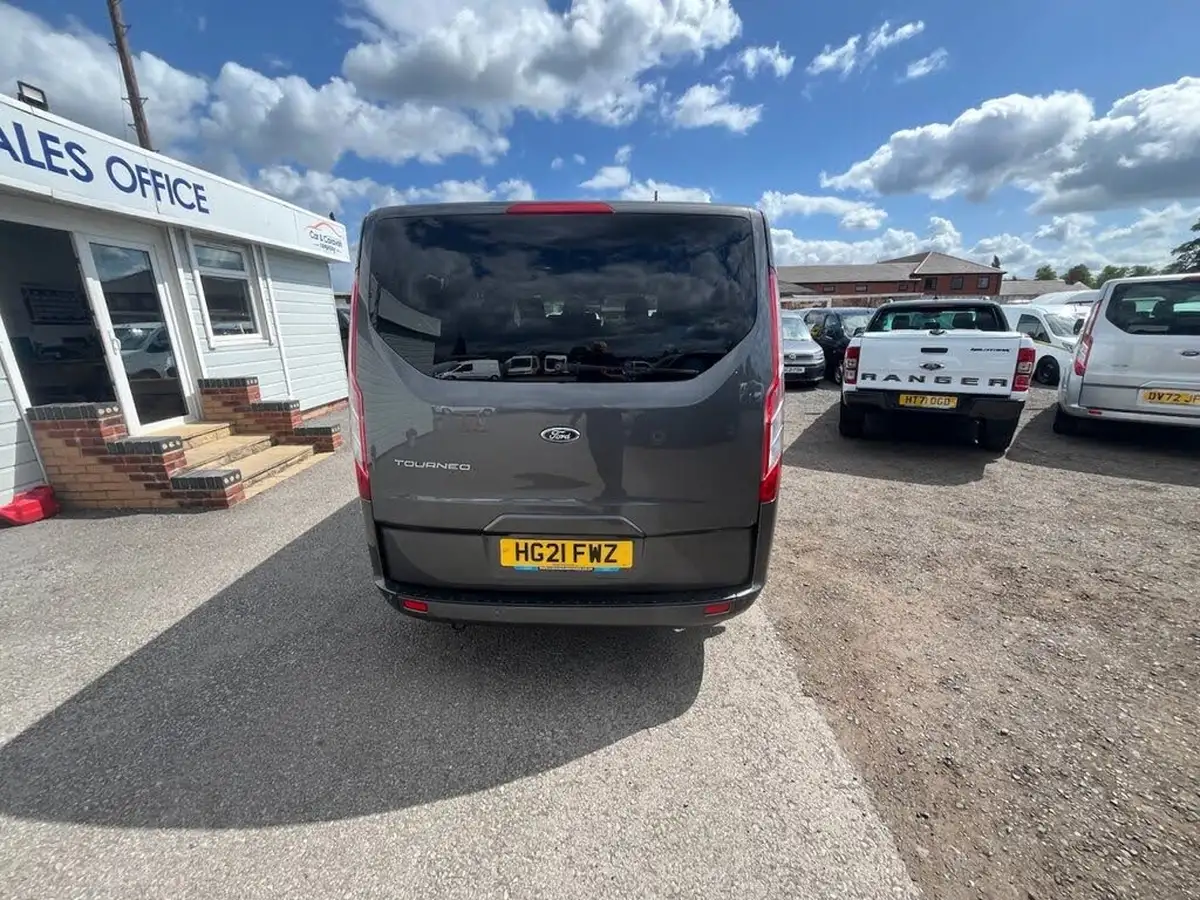2021-ford-tourneo-custom-20tdci-320-l1-titanium-130pseu6dt-auto-big-21