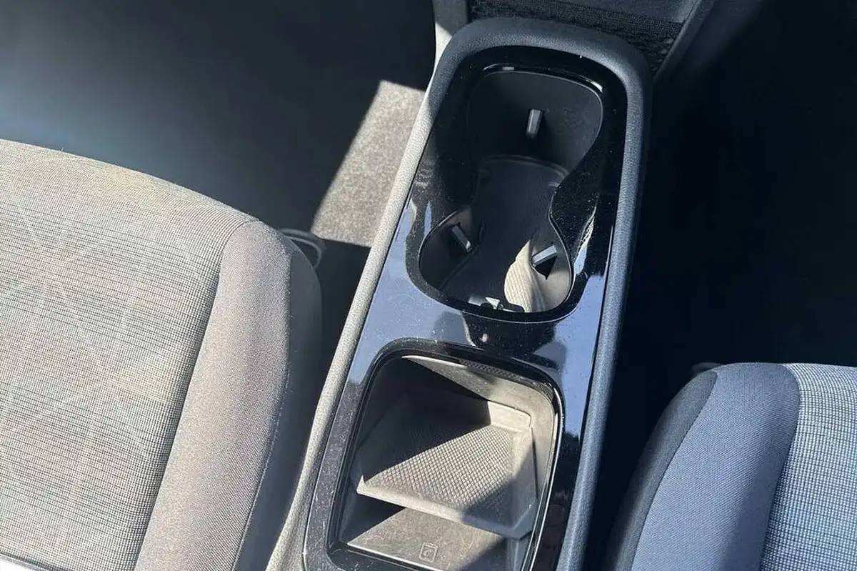 2020-volkswagen-id3-e-life-big-16