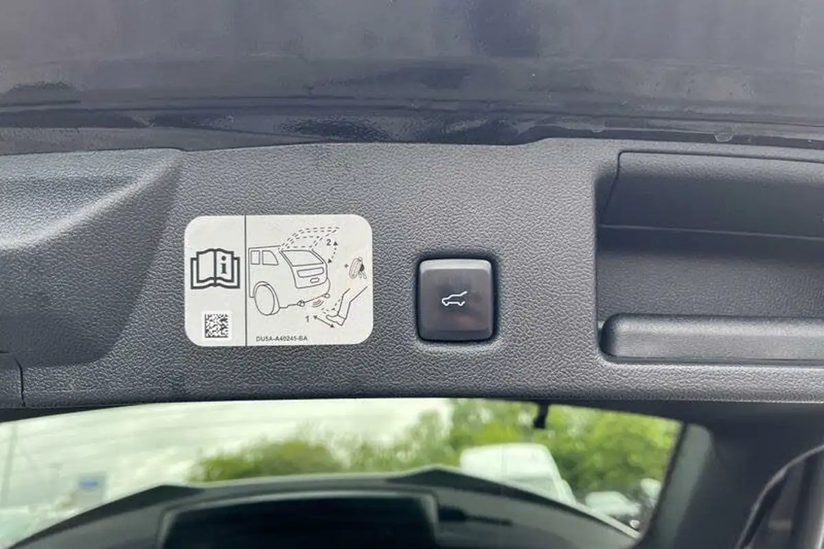 2020-ford-kuga-15-st-line-x-auto-big-23