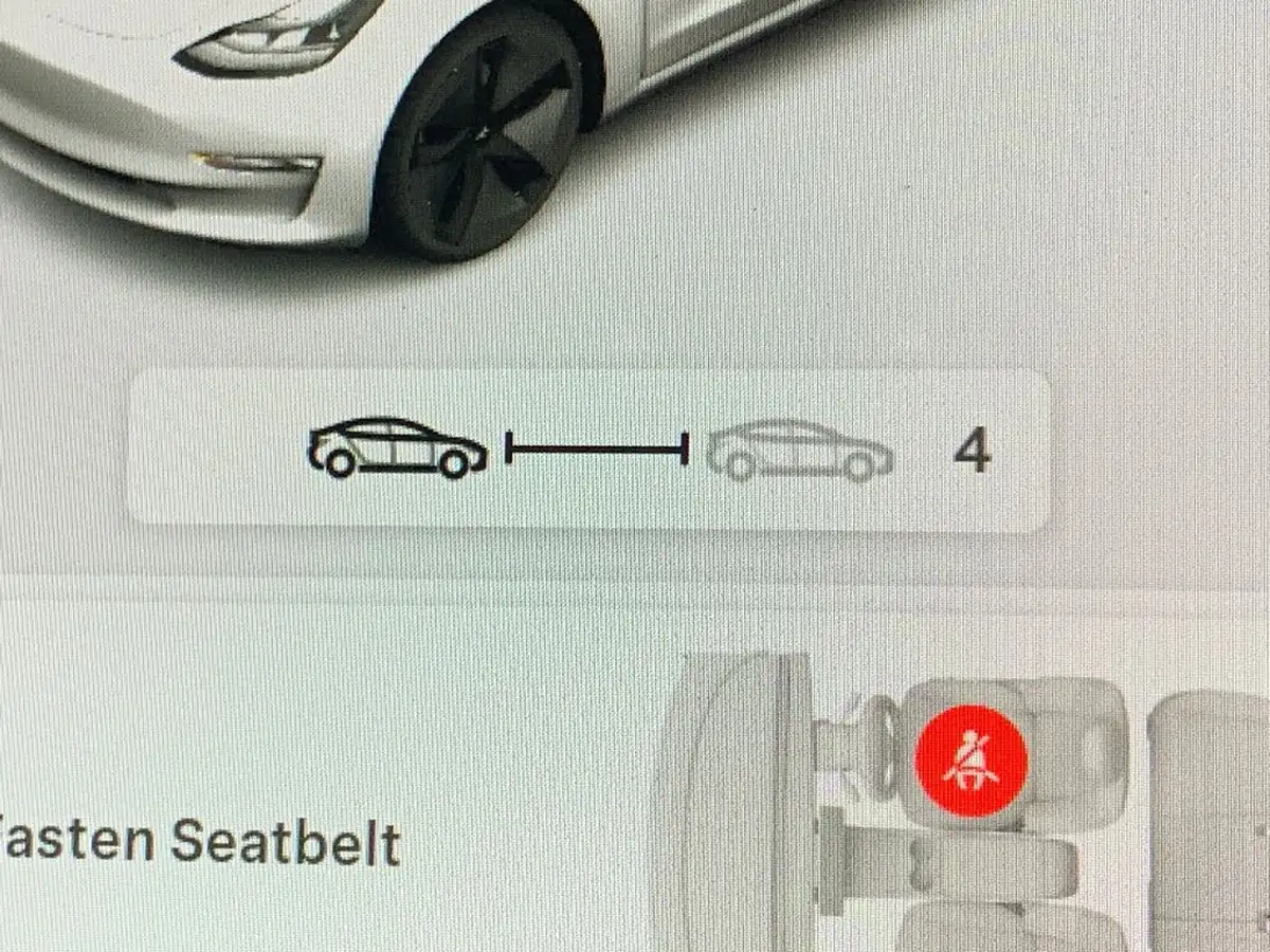 2021-tesla-model-3-e-long-range-4x4-big-25