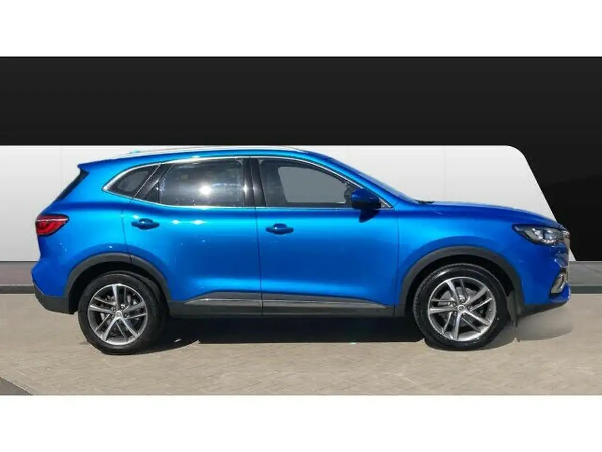 2021-mg-hs-15t-gdi-exclusive-162ps-big-4