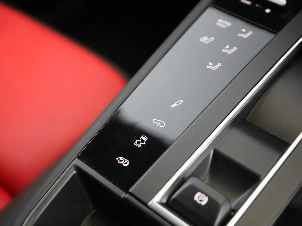 2022-porsche-macan-29-v6-gts-big-14