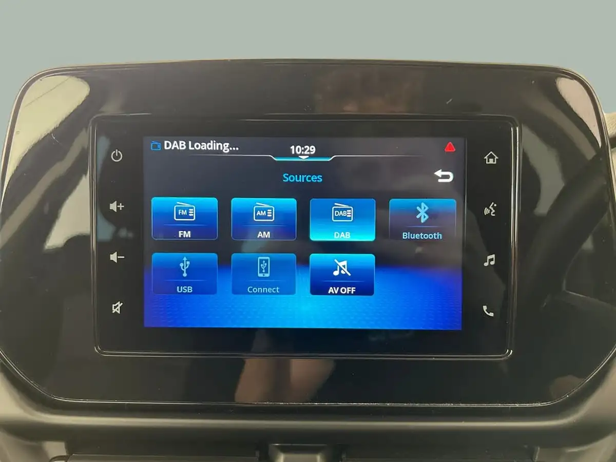 2023-suzuki-s-cross-14-boosterjet-motion-big-32