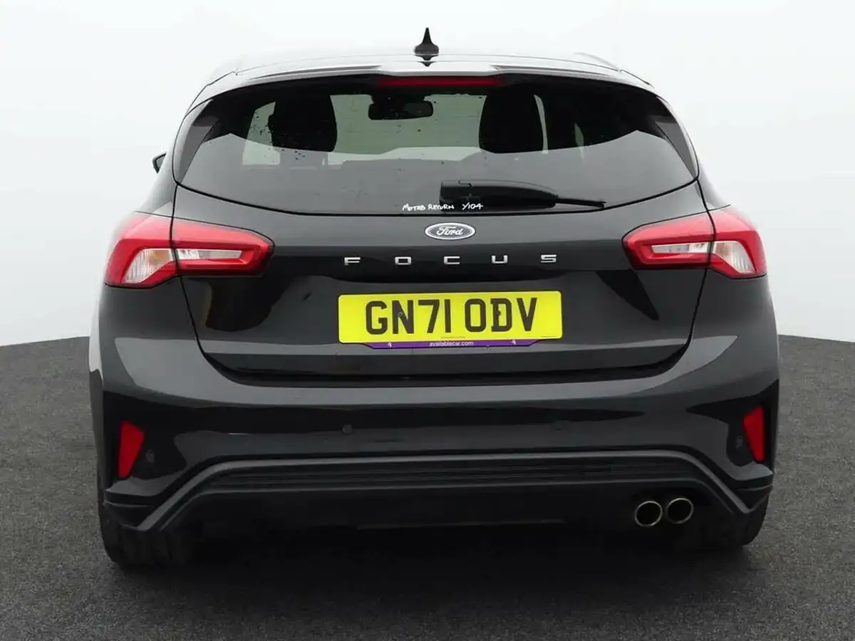 2020-ford-focus-15-st-line-x-hatchback-big-2