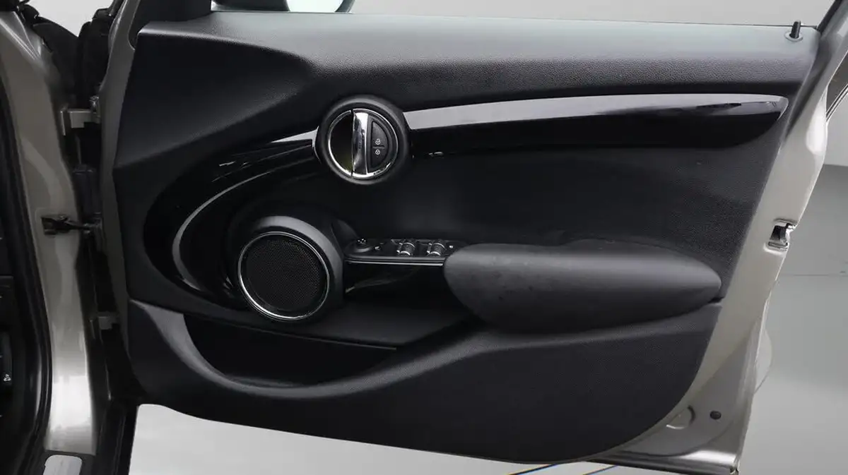 2019-mini-cooper-20-cooper-s-exclusive-189bhp-hatchback-5d-big-15
