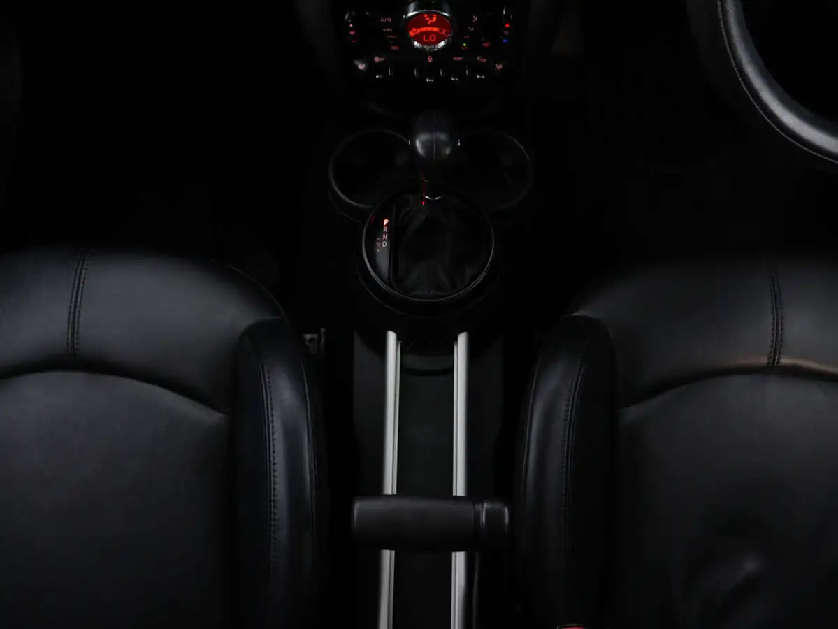2014-mini-countryman-20td-cooper-d-all4-chili-big-17