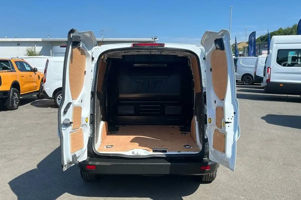 2022-ford-transit-connect-15-ecoblue-l1-220-leader-75pseu6dt-panel-big-6